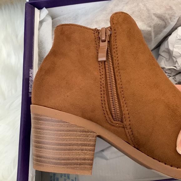 Top Moda Zandra Zip Ankle Bootie - Picture 3 of 5